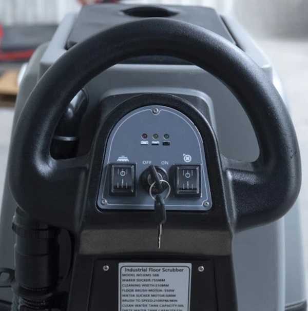 Máy chà sàn liên hợp Kumisai KMS 58B