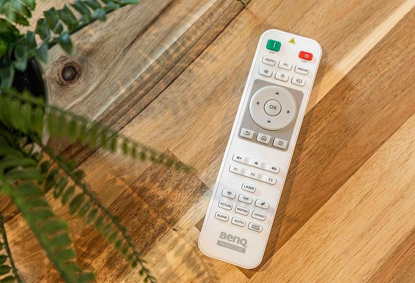 Máy chiếu thông minh BenQ EX605