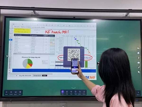 Màn hình tương tác JCVision 75 inch